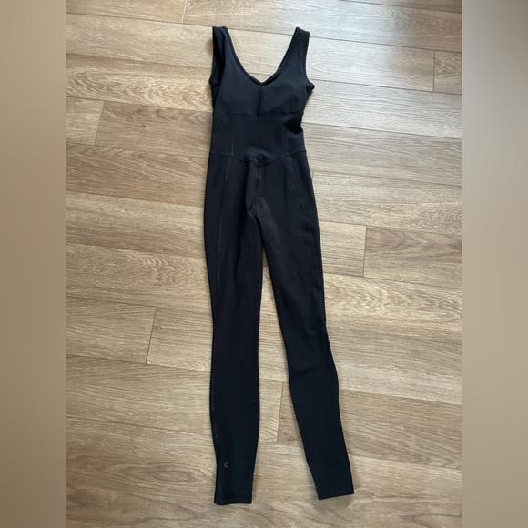 Athletic onesie - Picture 2 of 4